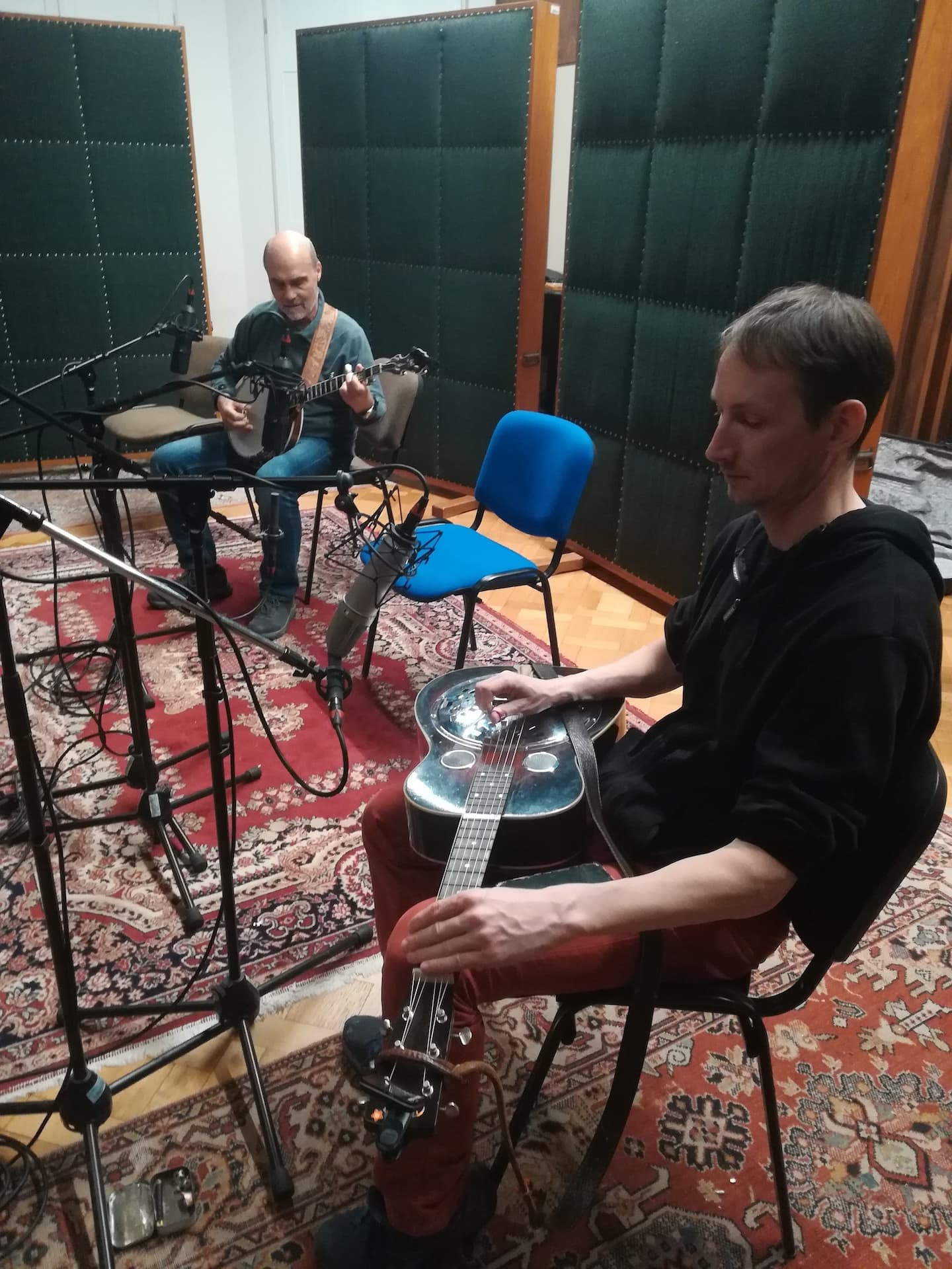 Doma se mělo cvičit.